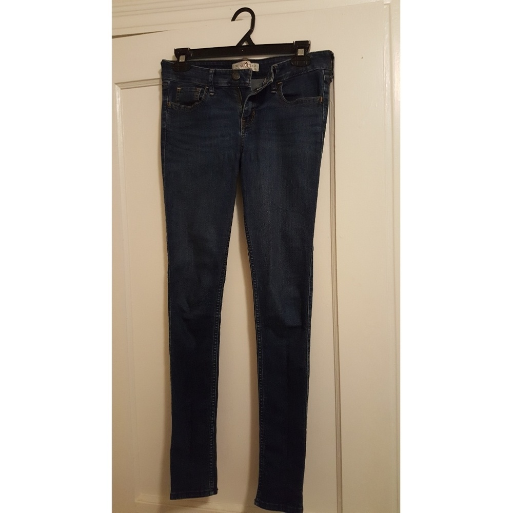 Hollister dark wash skinny jeans